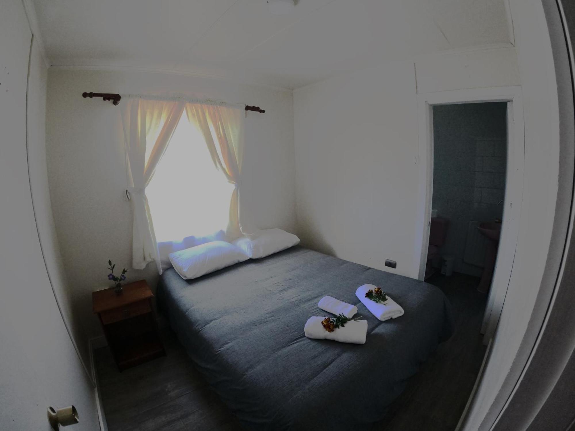 Adventure Travel B&B Puerto Tranquilo Bagian luar foto